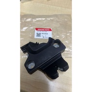 64610-BZ020 ORIGINAL PERODUA BEZZA REAR BONNET LOCK (3-PIN) (BELAKANG BONNET LOCK)