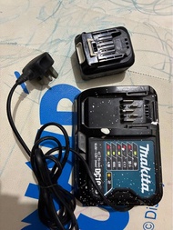 原裝Makita牧田12v充電器跟9新4.0電池