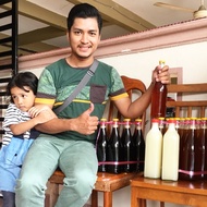 Honey honey madu lebah asli original kampung . WhatsApp lebih pantas 0185731601