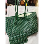 Green bottle tote goy