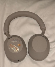 Sony  WH-1000 xm5