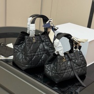 [Zivy Boutique] High-Quality Sheep Leather Handbag 30cm Large Capacity Soft Touch Comfortable Lazy C