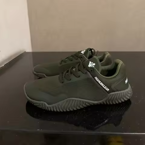 2026 New Classic Brand Weight Lifting Shoes Men Women Designer Indoor Gym Shoe Unisex Wearable Squat