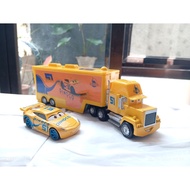 Diecast mack truck cars 51 lighting McQueen transporter truck toy