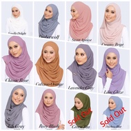 Lovea plain shawl by alhumaira