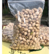 Pistachio Iran / kacang bijak