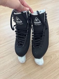 Jackson 花式溜冰鞋