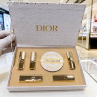 Q-12-Golden Clock Sample Five-Piece Set Contains Gold Tube Lipstick Sample 1.5g * 5 Color Number: 99