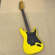 กีตาร์ไฟฟ้าสีเหลืองฟลูออเรสเซนต์ Fender กีตาร์มืออาชีพ