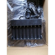 Plug 8Slots Battery Charger For LED Flashlight Battery 4*18650 Lithium Battery