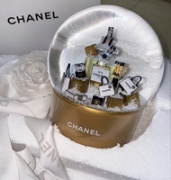 Chanel大飄雪電動水晶球