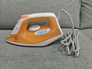 Electrolux 伊萊克斯 1100w 蒸氣式 熨斗 橘色 ESI4007 二手 九成新 Iron 蒸氣 小暄暄商鋪