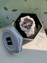 G-Shock 白色手錶 Casio G-Shock GMA-S140M-7AER