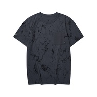 Skechers สเก็ตเชอร์ส เสื้อยืดแขนสั้นผู้ชาย Men GO Trail Short Sleeve Tee - L324M015-046R