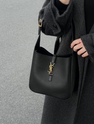 YSL Le 5 a 7 small hobo bag