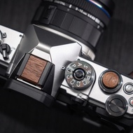 YUWOOD YUWOOD om3 Solid Wood Shutter Button Hot Shoe Cover Suitable for om5 Olympus ep7 em10 etc.
