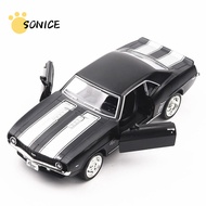 Sonice 1:36 Alloy Car Toy American muscle car for Chevrolet Camero 1969 simulation car pull back Gift Door Open with Box