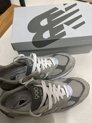New balance 990v2