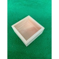Wooden box 6 x 6 x 4 cm inner size