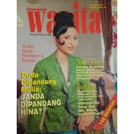 MAJALAH MINGGU WANITA