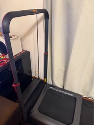 WalkingPad R1 Pro 可折疊跑步機 連專用地氈