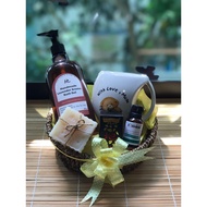 Nutmeg Spa Gift Set (Bath Gel with Mug) ~ Mother's Day / Father's Day / Valentine's / Birthday Gifts / Hari Raya / Deepavali / Christmas