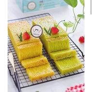 Mr Ong Bika Ambon Batam Layer Cake / Kek Lapis