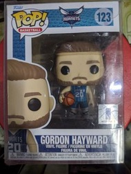 「代理版」 FUNKO POP NBA-夏洛特黃蜂-戈登海沃德公仔/景品 Gordon Hayward 123"Agent Edition" FUNKO POP NBA-Charlotte Horne