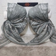 HIJAB SEGIEMPAT MOTIF BOX BUCKLE SCARVES / JILBAB MOTIF SERAGAMAN BOX BUCKLE SCARVES