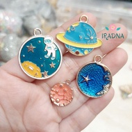 Pendant Necklace Bracelet Large Planet-ShapedKeychain