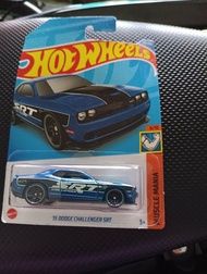 Hot wheels 15 DODGE CHALLENGER SRT blue