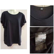 Uniqlo Blouse Sz L Bust 35-40 Inches