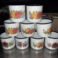 7cm enamel cup with floral motif / floral enamel cup / zinc cup