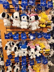 日本正版 Snoopy 公仔  snoopy 日本  usj  usj代購 日本環球影城 日本代購   日本環球影城代購 日本usj代購 史路比 日本snoopy代購 usj 公仔 日本snoopy 