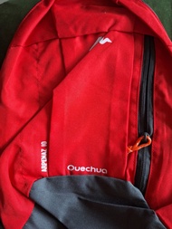 Quechua Arpenaz 10 紅色背包