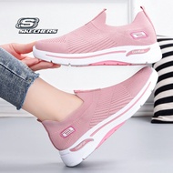 SKECHERS_Seager -Gowalk 3 Power Hitter รองเท้าลำลองผู้หญิง รองเท้าวิ่งแบบนุ่มแพลตฟ