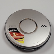二手 Used Sony Walkman D-EJ011 Silver Personal CD Player 便攜式 CD 播放器