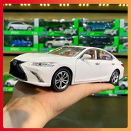 Mô hình xe Lexus ES300h tỉ lệ 1:24 Jinlifang