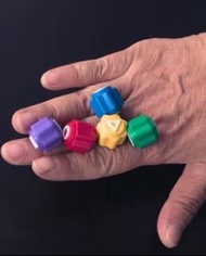 squid game gonggi stone catching toy ‼️閱讀圖2購買 不包郵‼️魷魚遊戲抓石子玩具 魷魚遊戲玩具 抓石仔頭玩具 木頭人 石門 石頭