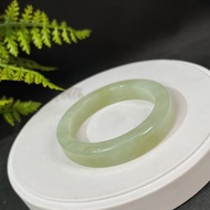 蛇紋玉方條手鐲 54+MM 青提奶蓋果綠白岫玉手環 細膩溫潤生機活力