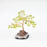 Peridot Lucky Tree 10x8x8cm