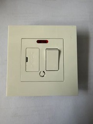 13A 250V 帶保險絲開關
