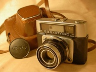 FED-ATLAS FED-11 RF 35mm 底片相機，附 Industar-61 Tessar 型鏡頭 外殼原樣