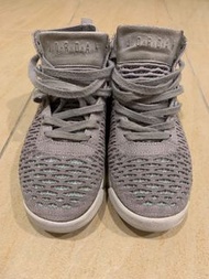 二手 女用 大童 JORDAN FLYKNIT ELEVATION 23 BG 灰 編織籃球鞋