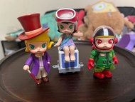 Molly盲盒公仔：（由左至右）朱古力獎門人、Molly happy train、西瓜太空人