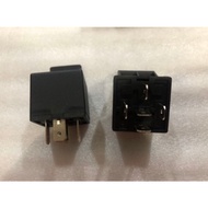 5PIN RELAY (LORRY, LORI 5PIN RELAY 40AMP) FOR USE ON: UNIVERSAL TRUCK