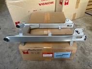 สวิงอาร์มทั้งชุด W-110i ปี 2011-2017 สีบรอนซ์ ของแท้เบิกศูนย์ 52200-KWW-640ZB