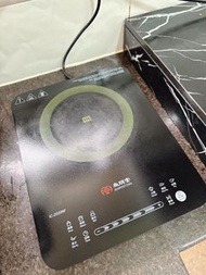 尚朋堂電磁爐2000W