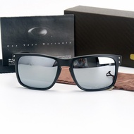 OAKLEY HOLBROOKPolarized Sunglasses9102 TRSilver Frame Silver Lenslogo