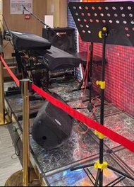 Yamaha 電鋼琴 + Roland Keyboard Amp + Shure Mic
